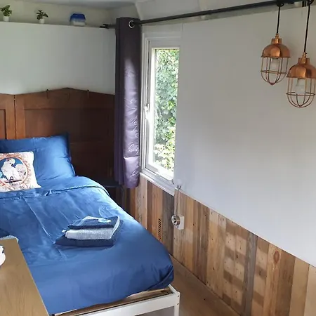 Aldeamento Turístico Pipowagen Bed Bij Bos Putten