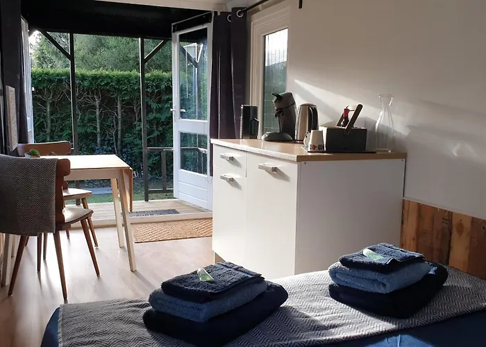 Parque de vacaciones Pipowagen Bed Bij Bos *