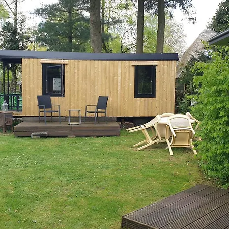 Pipowagen Bed Bij Bos