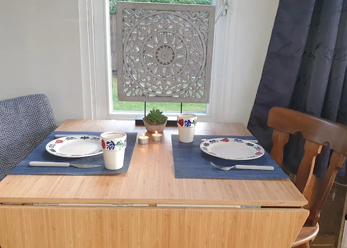 פארק נופש Pipowagen Bed Bij Bos פוטן